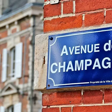 Premium Le Figaro 1 Lägenhet